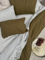 Linen Sheet Set in Pinstripe