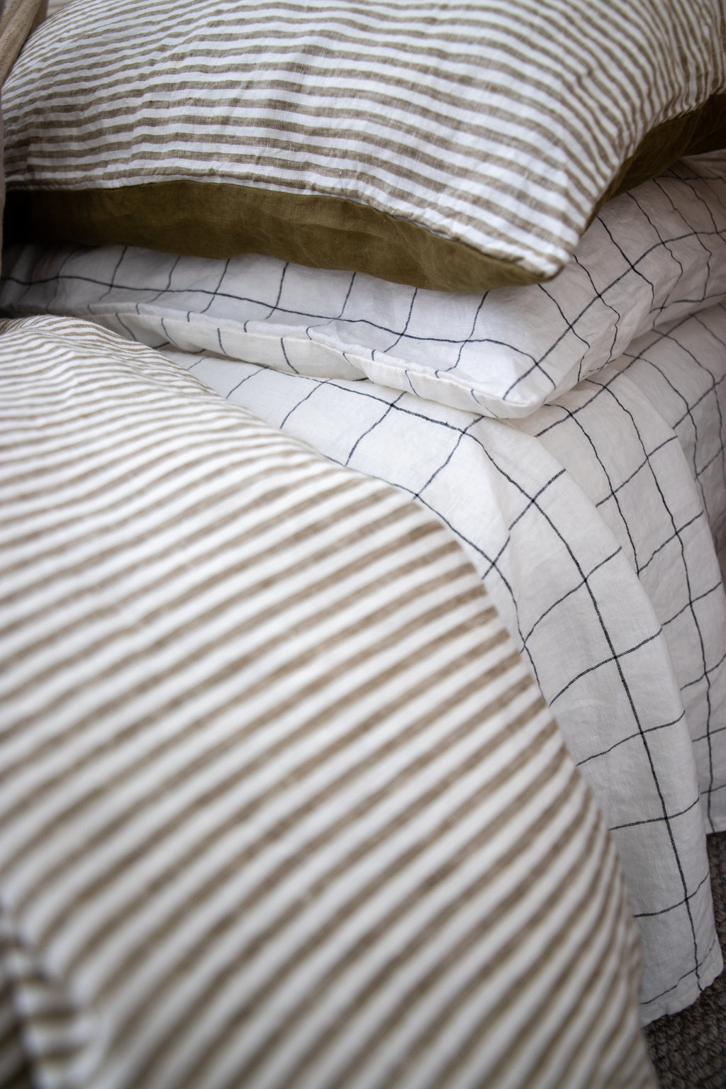 Linen Sheet Set in Windowpane