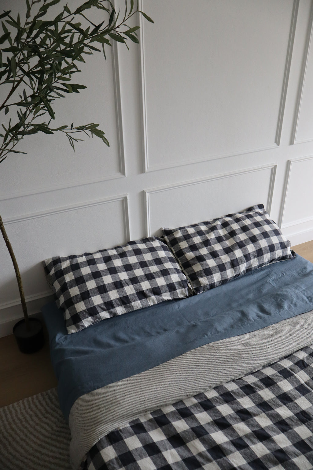 Linen Pillowcases in Cloudberry