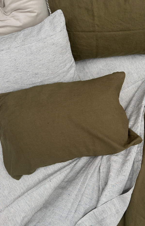 Linen Sheet Set in Pinstripe