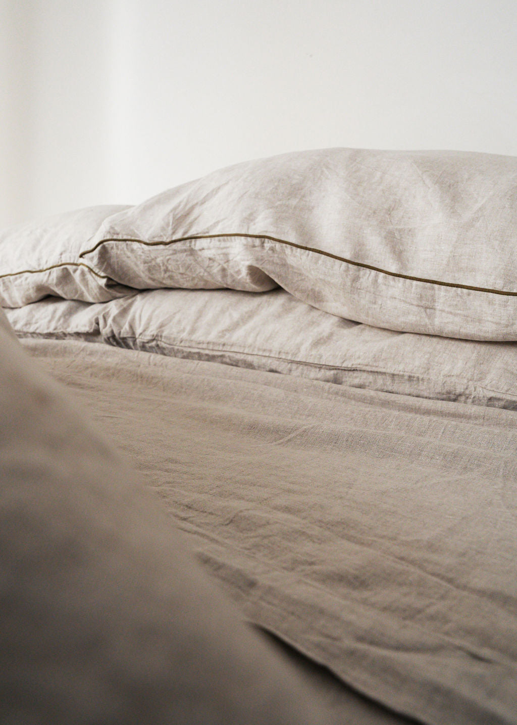 Linen Pillowcases in Oatmeal