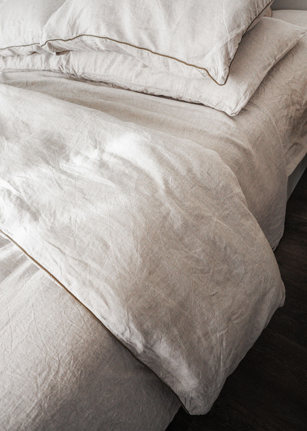 The Normandy Collection - Linen Piped Duvet Covers