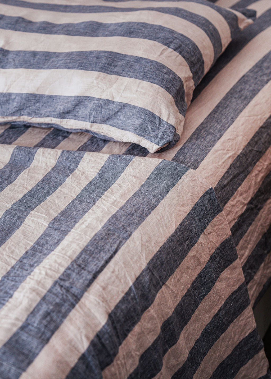 Multi size fitted sheet
