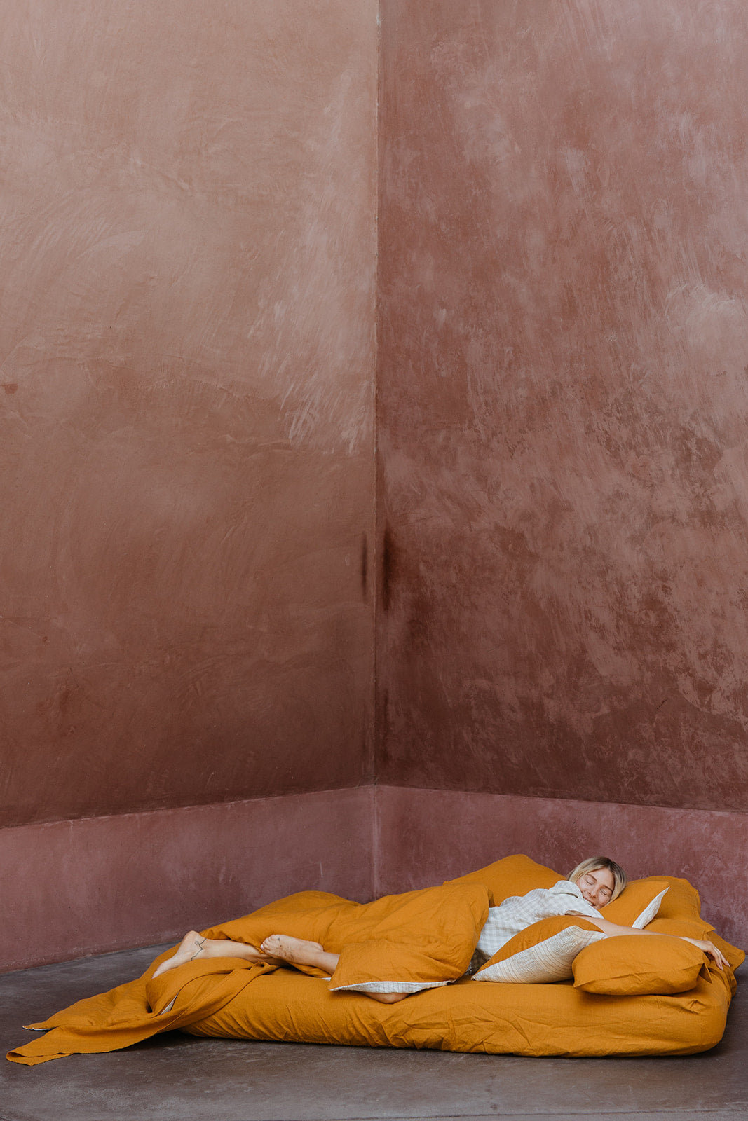 Linen Sheet Set in Marigold