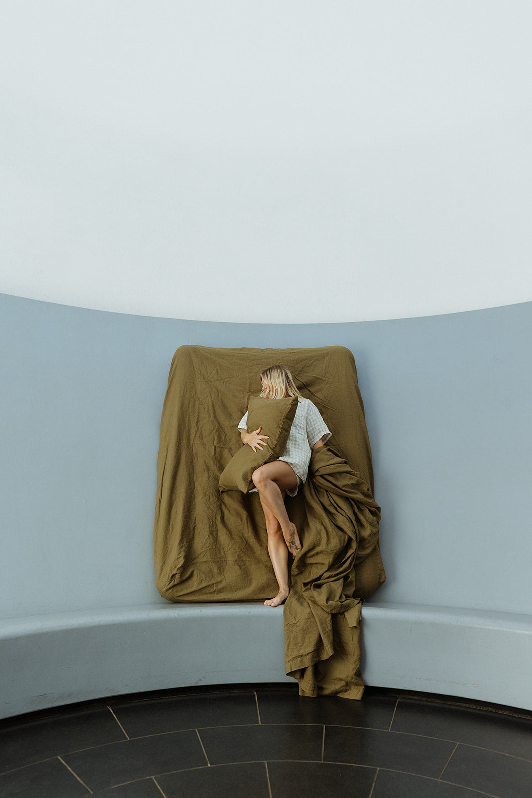 Linen Sheet Set in Olive