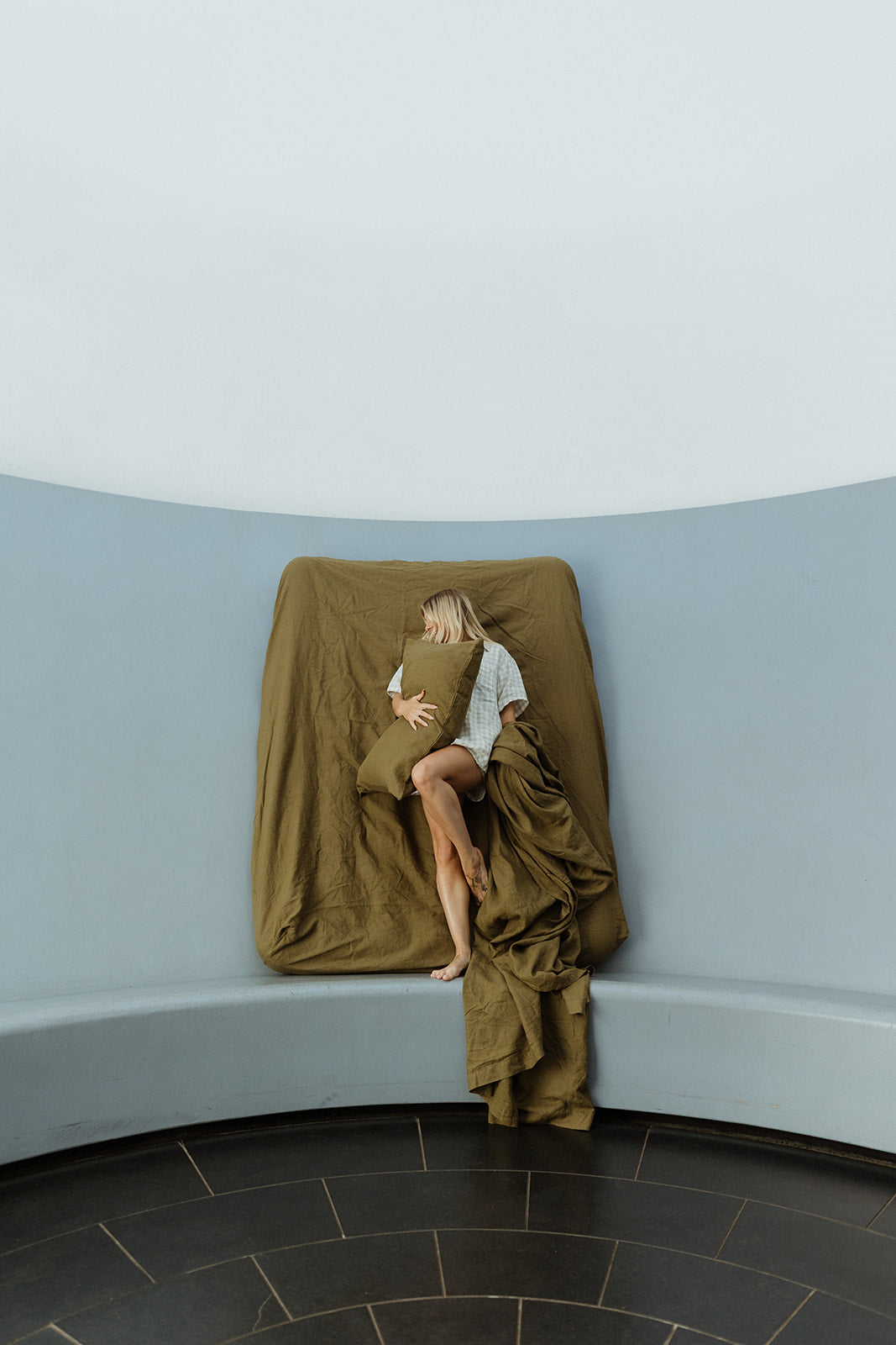 Linen Sheet Set in Olive