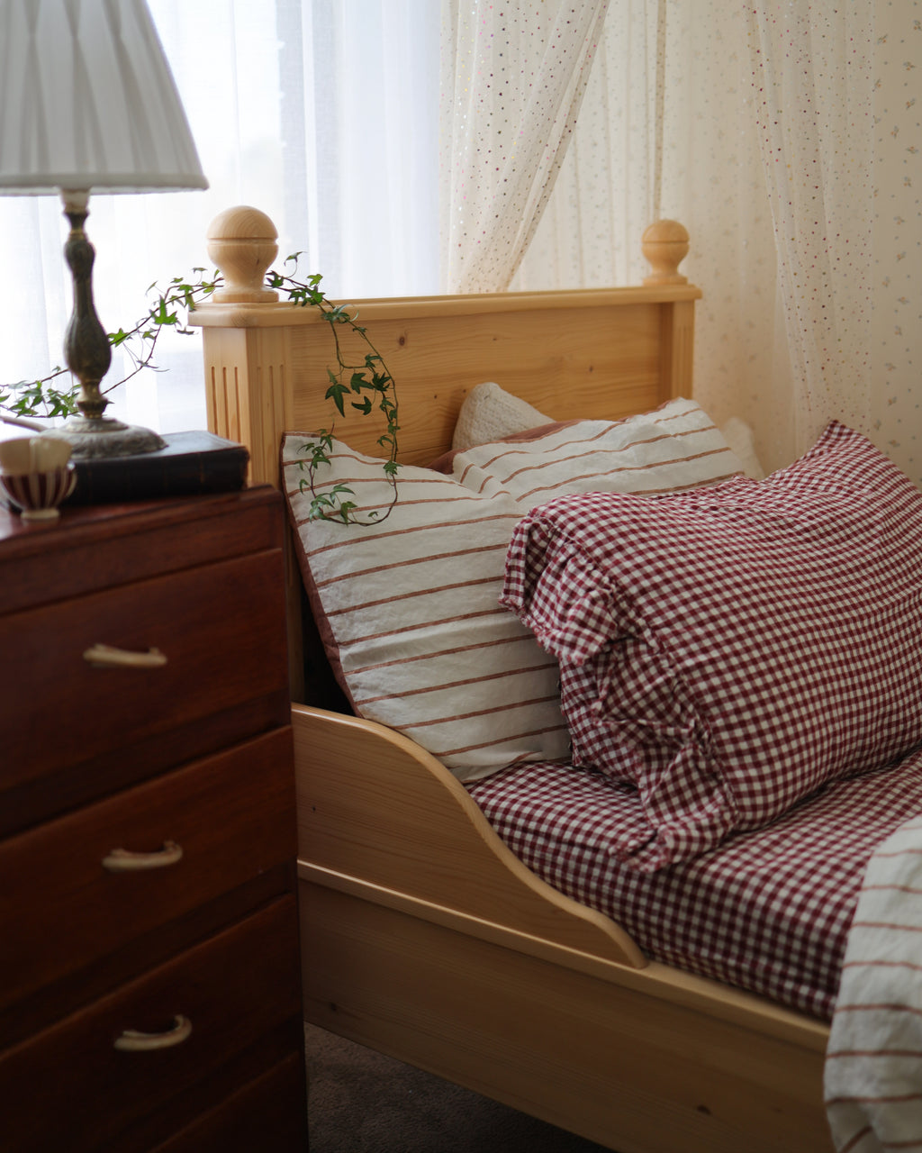 Mulberry Gingham Children's Sheet Set